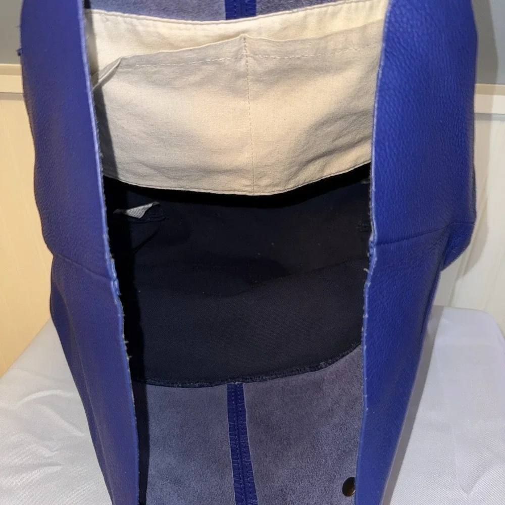 The Unbranded Brand royal blue